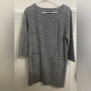 Tahari women’s size Large long sleeve dress salt/pepper texture knit black white